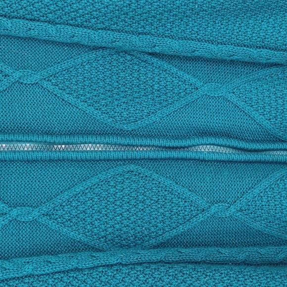 Bea classic zip up sweater - Picture 3 of 3